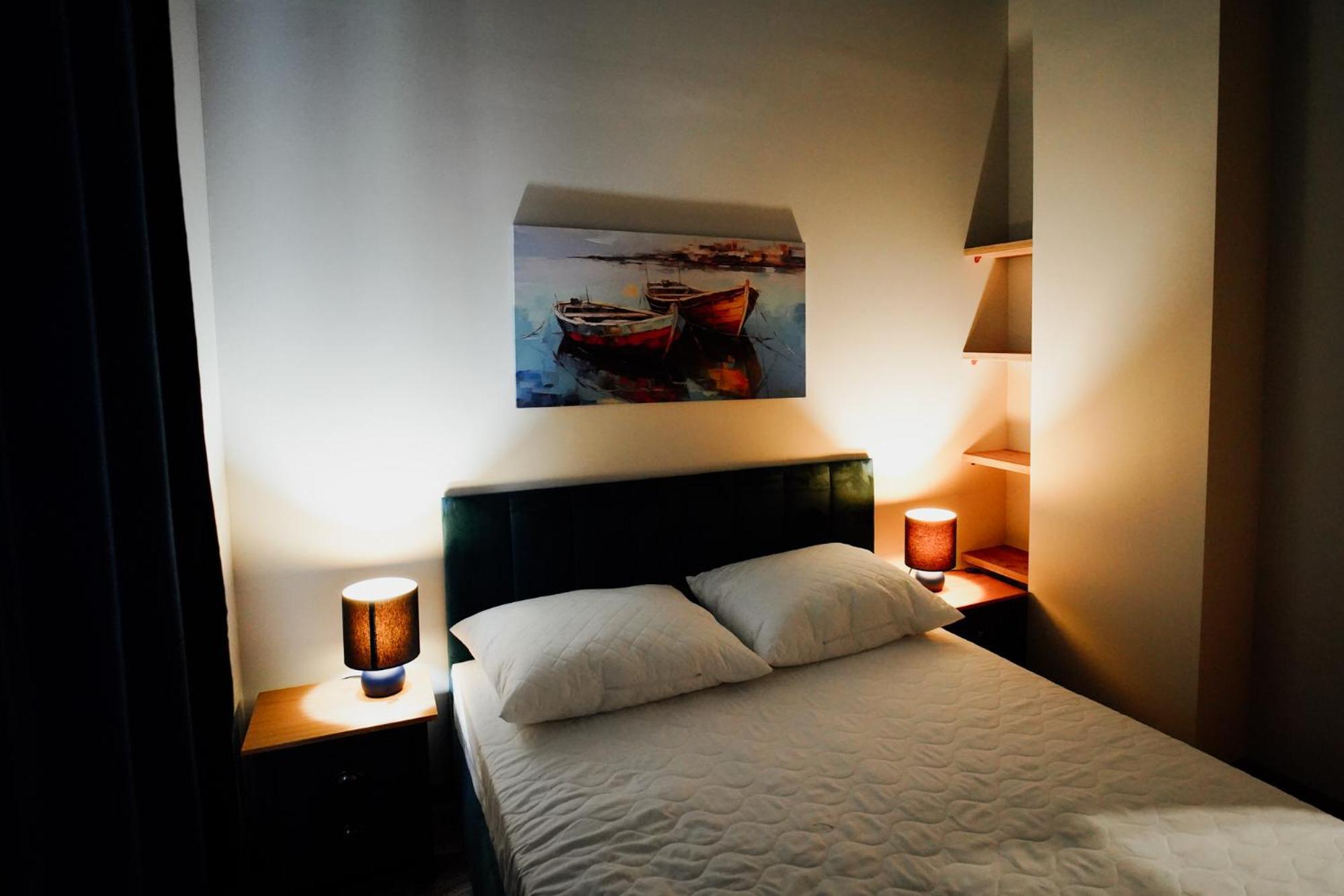 Apartament Novy Drezdenko Buitenkant foto